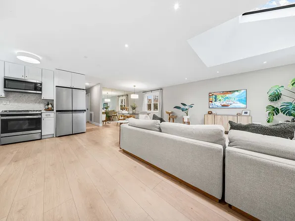 30-04 73rd St #1, East Elmhurst, NY 11370