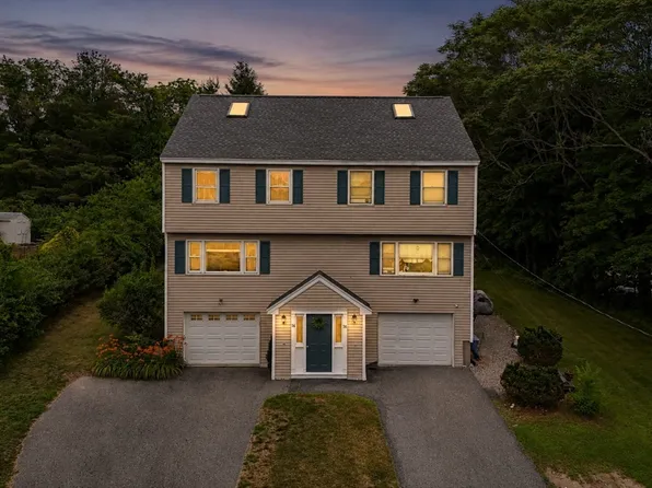 56 Jetwood St Unit 56, North Andover, MA 01845