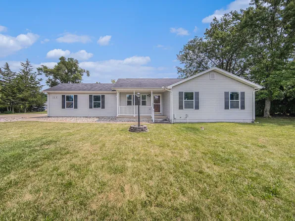 111 Sussex Pl, Brooklyn, MI 49230