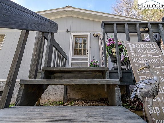 4th image of 672 Upper Hanging Rock Roads