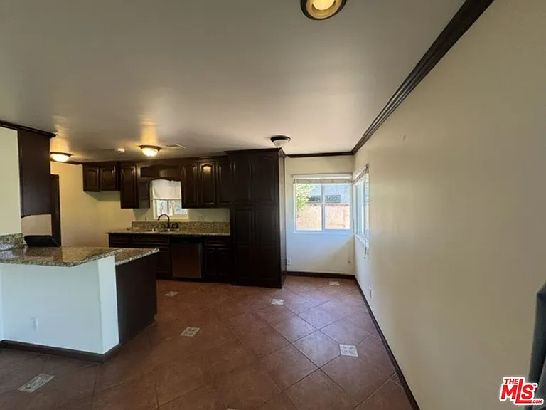 21963 Strawberry Ln — Photo 12