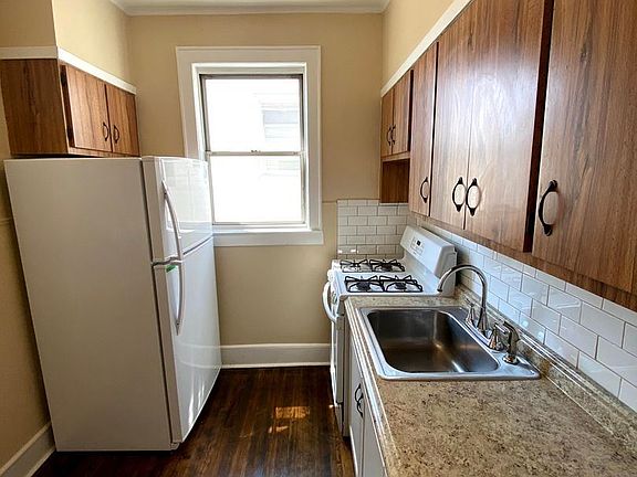 4th image of 270 Hollywood Ave Floor 2