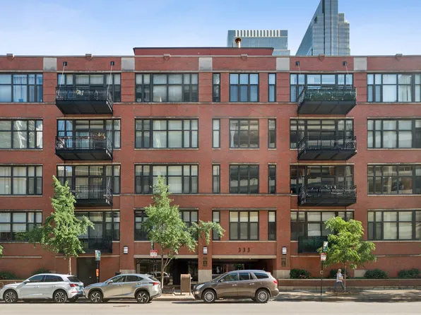 333 W Hubbard St APT 709, Chicago, IL 60654