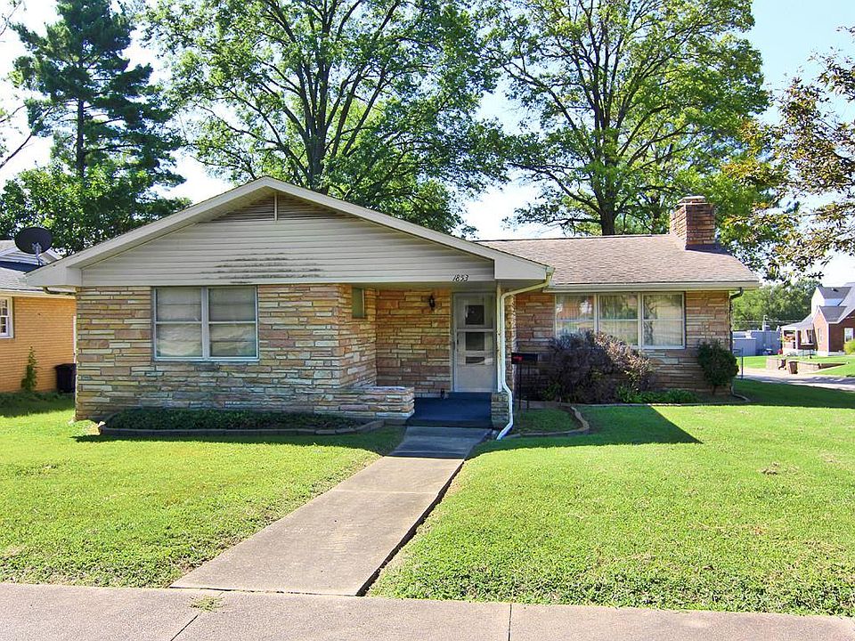 1853 Woodlawn Ave, Cape Girardeau, MO 63701 Zillow