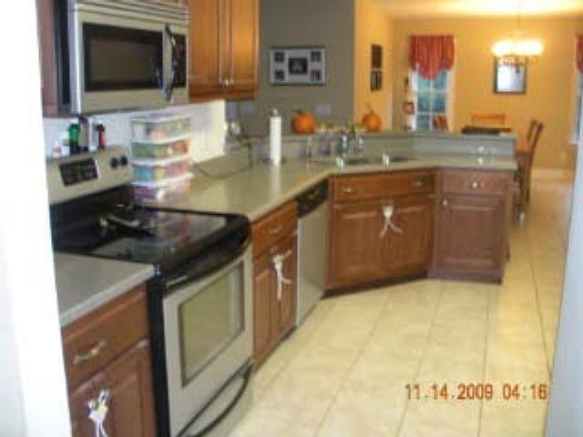 2nd image of 3121 McCall Blvd #G