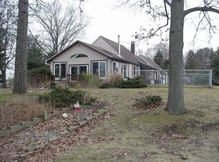55740 Riverview Manor Dr, Elkhart, IN 46514
