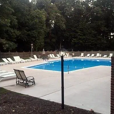 38 Williamsburg Dr — Photo 16