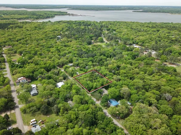 13 Lucky Rd, Pottsboro, TX 75076