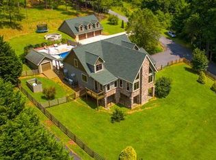 49 Wildwood Dr, Hayesville, NC 28904