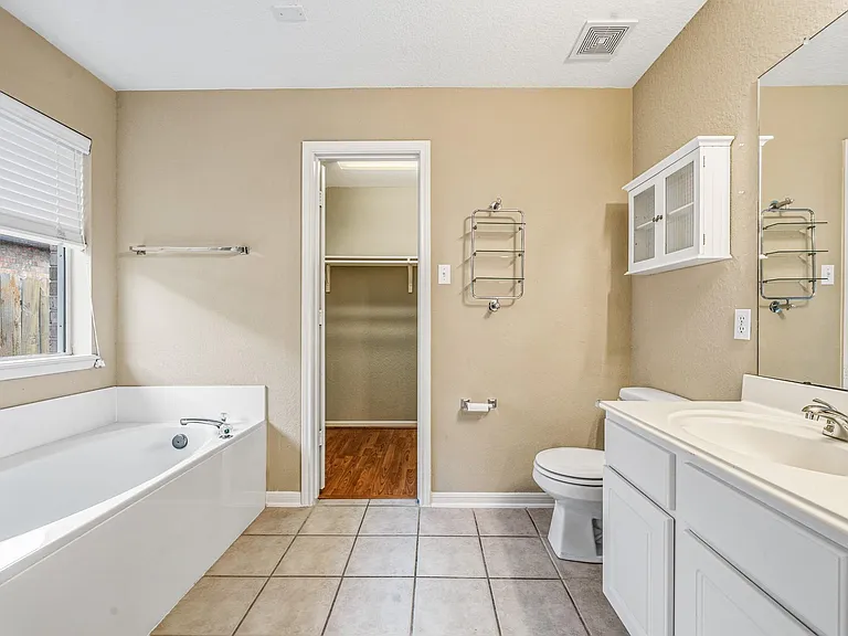 17935 Rose Hill Park Ln — Photo 17