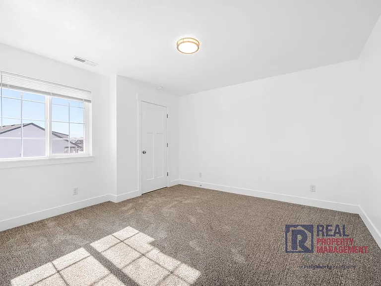 6134 Reflection Ridge Dr — Photo 18