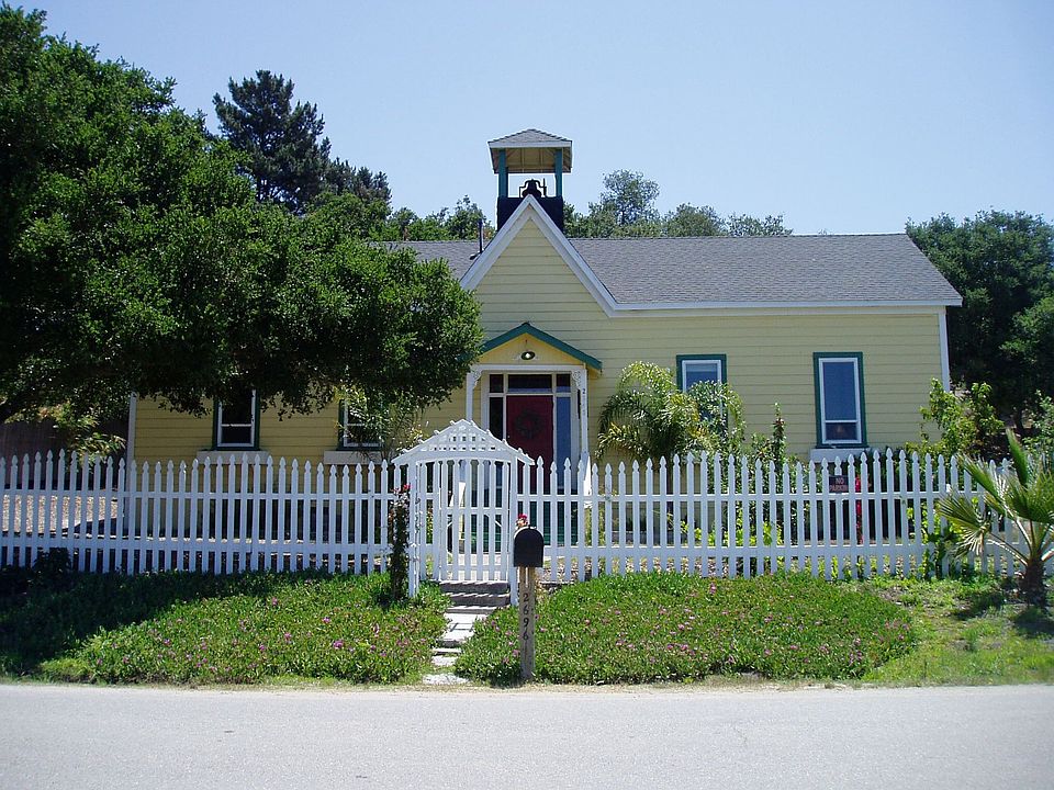School home built in 1885
