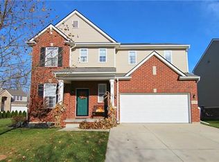 51236 Luke Ln, Novi, MI 48374