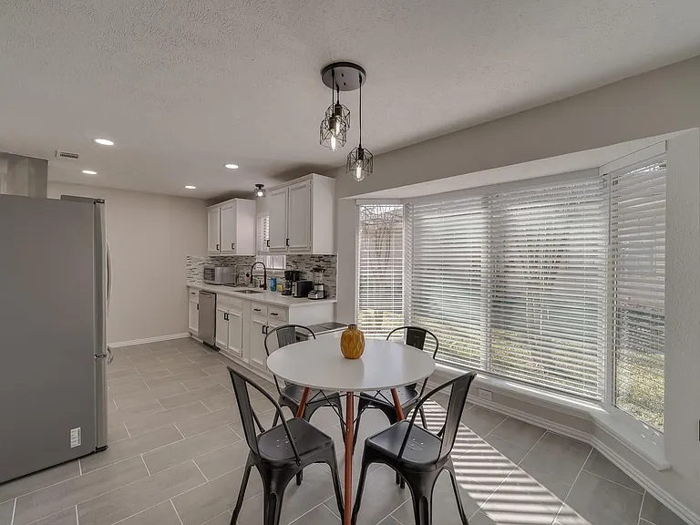 2421 Regal Rd — Photo 12