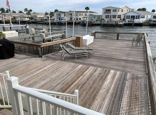 260 Nettles Blvd, Jensen Beach, FL 34957