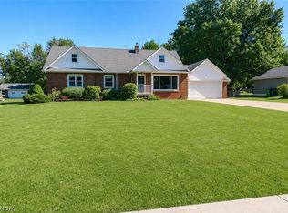 711 Lander Rd, Highland Heights, OH 44143