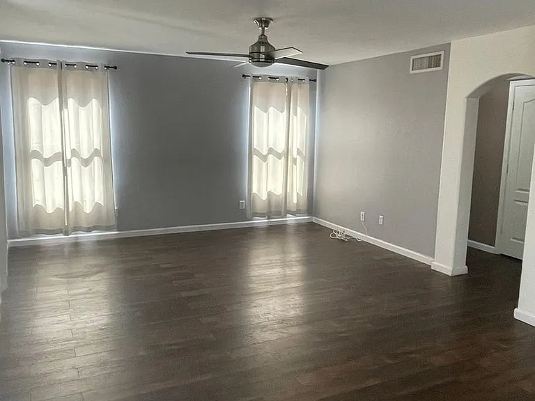 12411 W Rancho Dr — Photo 4
