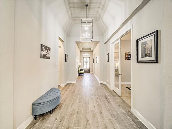 5th image of 3907 Bethesda Way
