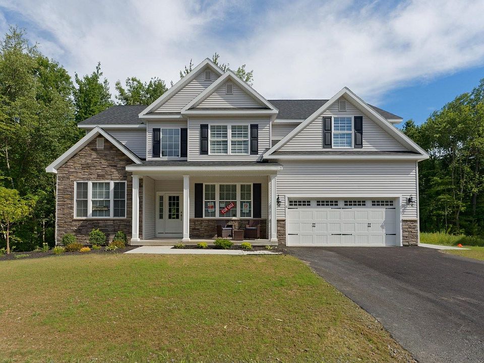 1st image of 9 Timberline Dr
