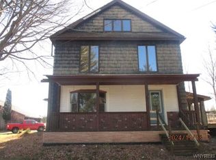 307 Reeves Rd, Angola, NY 14006