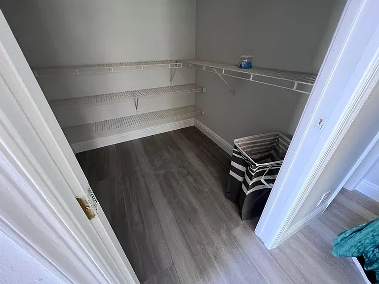1598 Hawthorne Pl — Photo 24