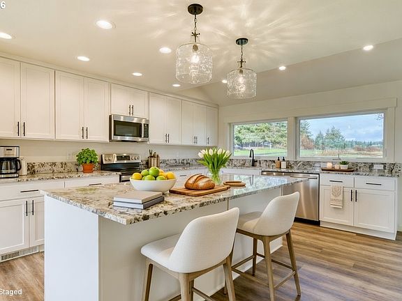 4th image of 56199 Hazen Rd