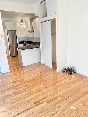 Rented by Jeffrey Mosczyc, LREB | media 11