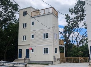 55 Chester Pl #1, Staten Island, NY 10304