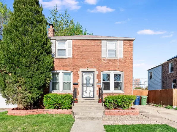 9353 S Sacramento Ave, Evergreen Park, IL 60805