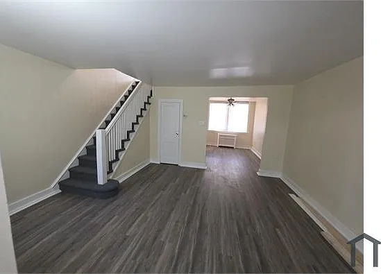 3 bed, 1100 sqft, $1,700 — Photo 4