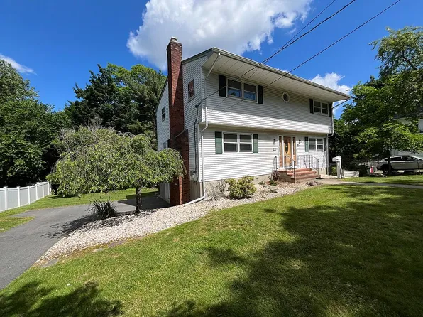 126 Bowden Rd, Cedar Grove, NJ 07009