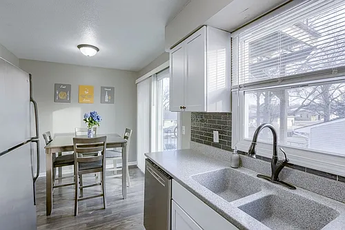 135 E Sheridan St #4 Photo 1 135 E Sheridan St #4 Photo 1