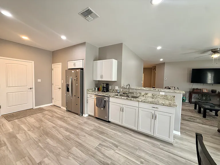 13400 S Brentwood Way — Photo 8