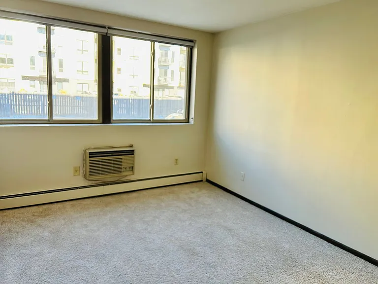 3708 West 32nd Street — Photo 6