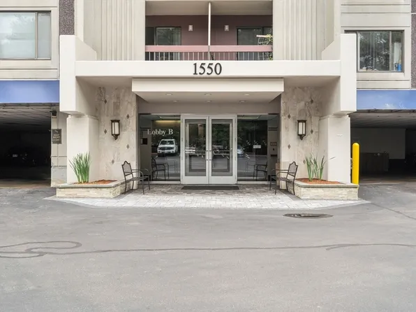 1550 Worcester Rd Unit 422, Framingham, MA 01702