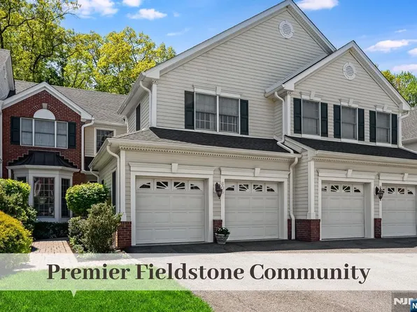 608 Fieldstone Ter, Wyckoff, NJ 07481