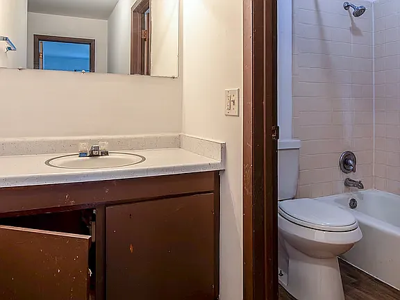 2505 Monterey Dr #10 — Photo 8