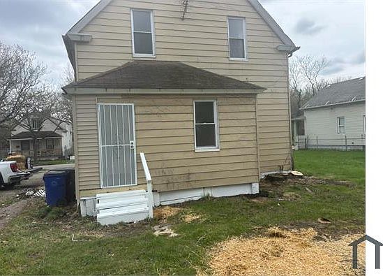 2nd image of 6639 Ovington Ave
