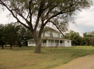 456 W 20th St S, Mayfield, KS 67103