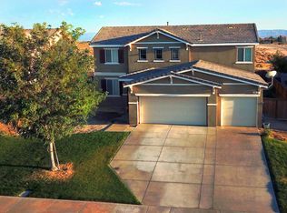 2432 Driftwood Dr, Rosamond, CA 93560