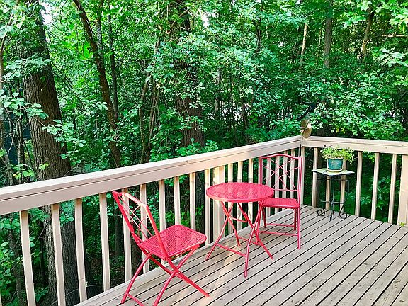 4th image of 6510 Red Cedar Ln #1