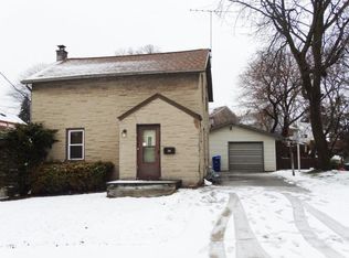 225 Mill St, Little Chute, WI 54140