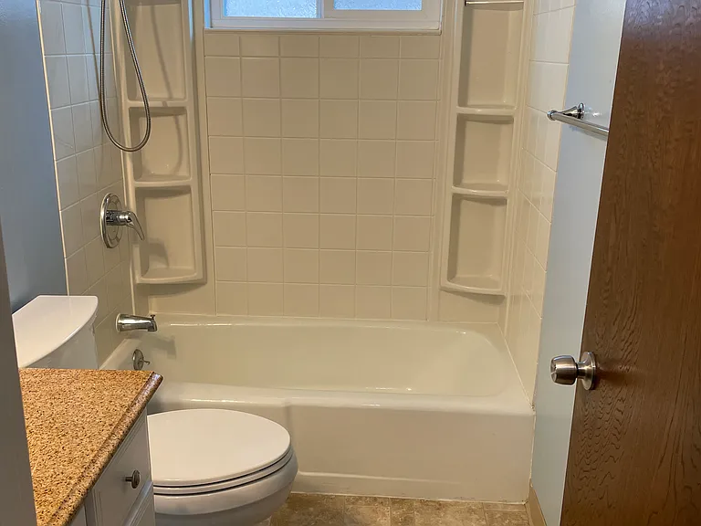 3187 Trinity Pl — Photo 3