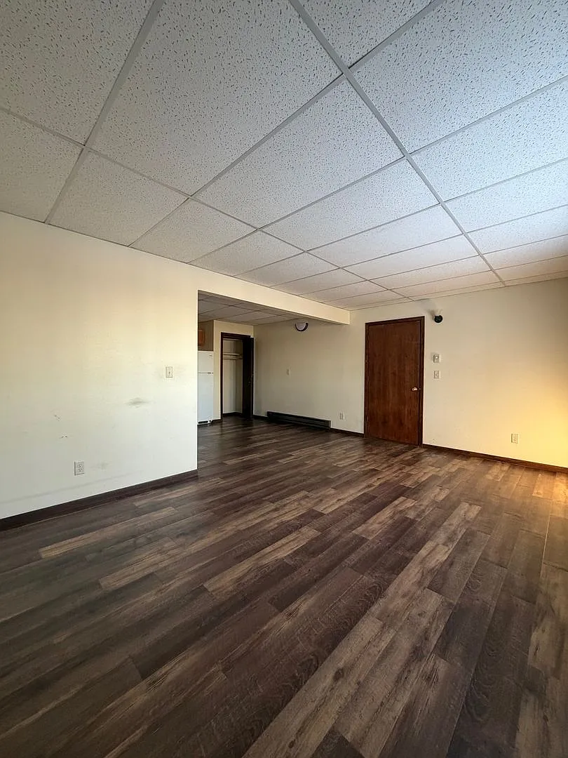 525 E Park — Photo 2