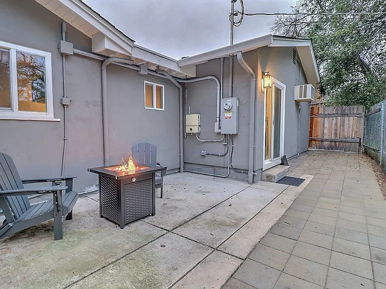 500 Creekside Rd #B — Photo 13