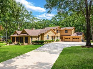 7715 Shadow Ln, Conroe, TX 77304