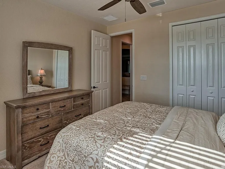 2850 Aviamar Cir — Photo 17