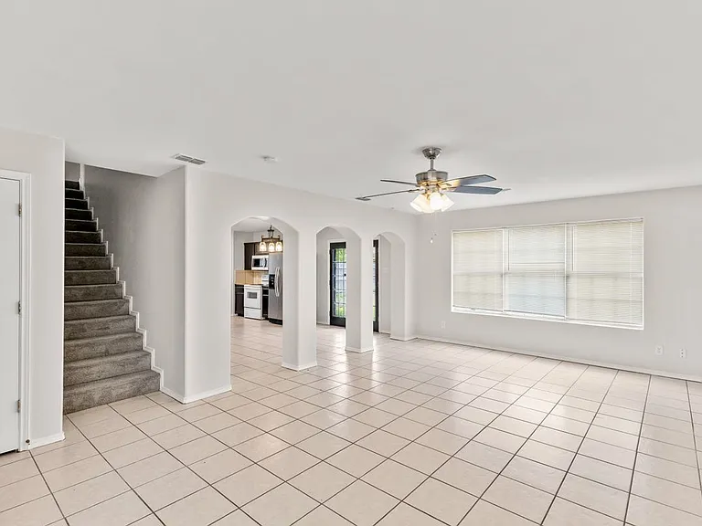 4416 Thunderbird Ave W — Photo 6