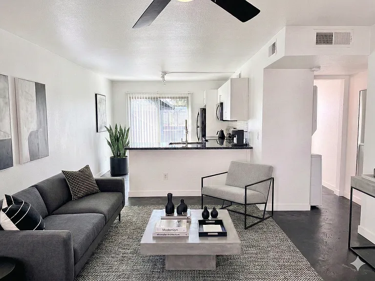 Fairmount Villas — Photo 23