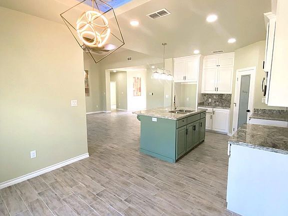 4th image of 9036 New Orleans Ct